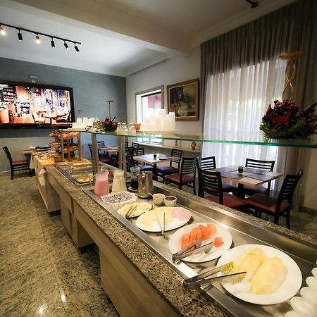 Hotel Euro Suite Pocos De Caldas By Nacional Inn Zewnętrze zdjęcie
