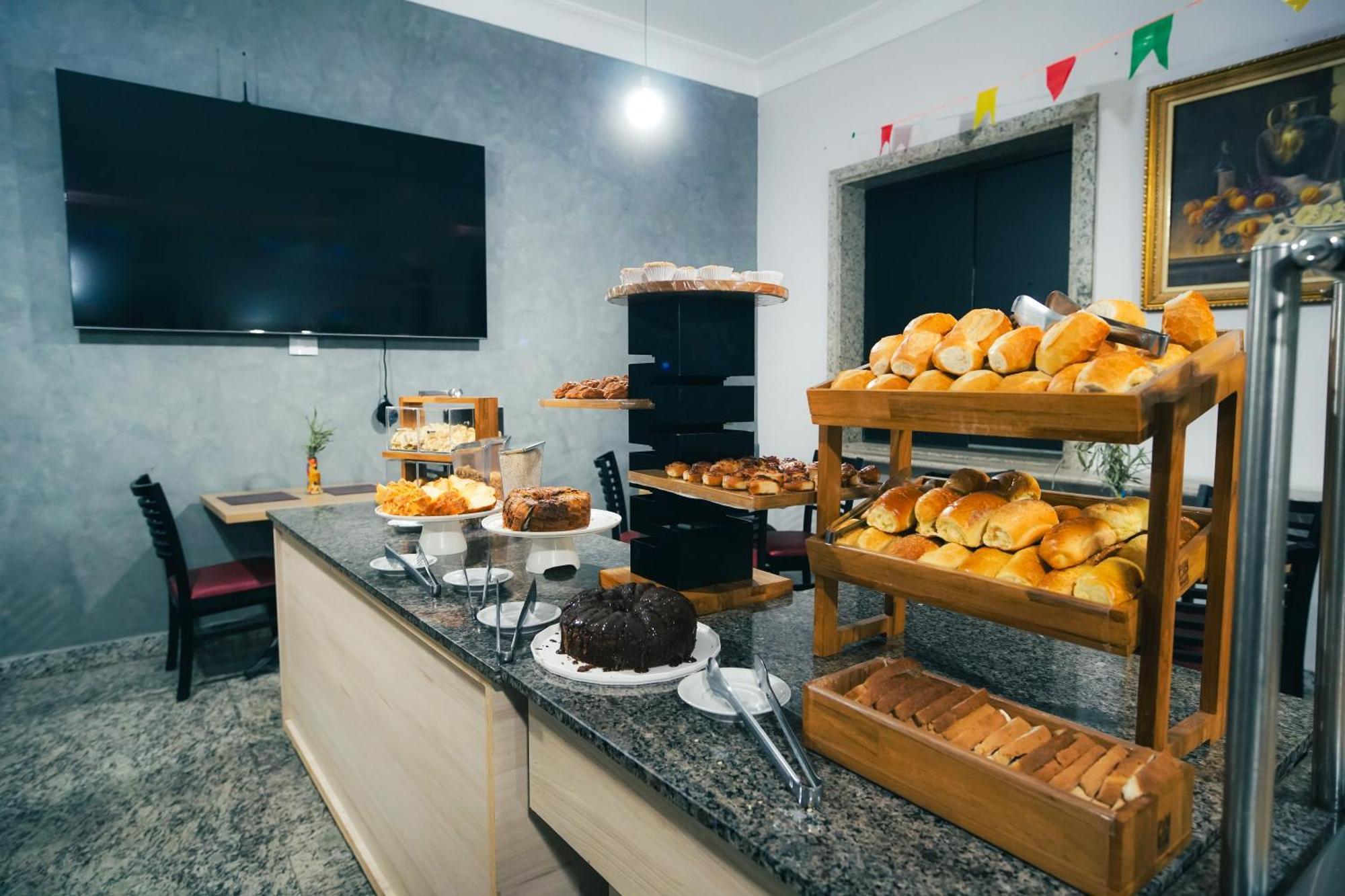 Hotel Euro Suite Pocos De Caldas By Nacional Inn Zewnętrze zdjęcie